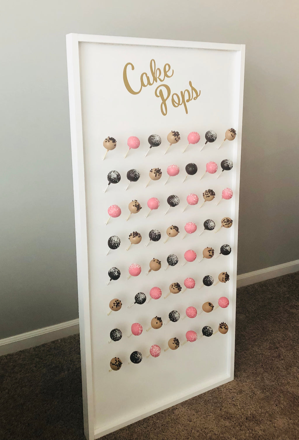 Cake Pop Wall - TreatWalls